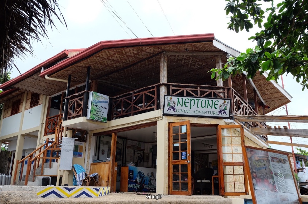 Neptune Diving Resort — Moalboal PADI 5 Star IDC Resort